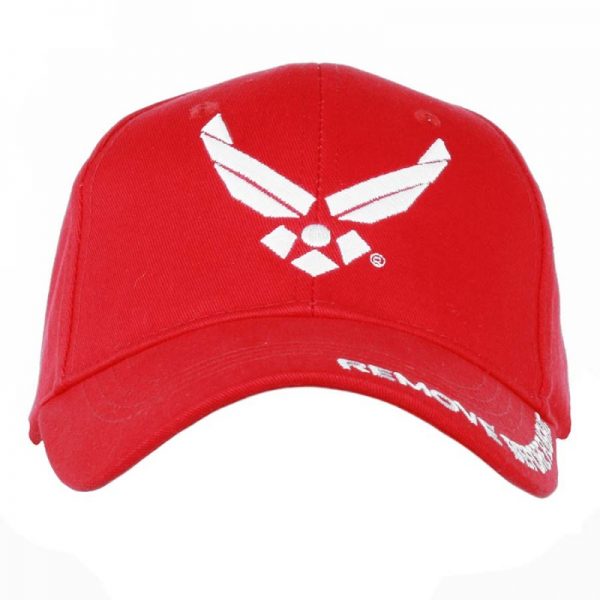 215157 278 Baseball cap Remove Before Flight Baseball cap van 100% katoen. De cap is verstelbaar en heeft een print op de voorzijde van de cap. <div class="colordesc">Rood</div>