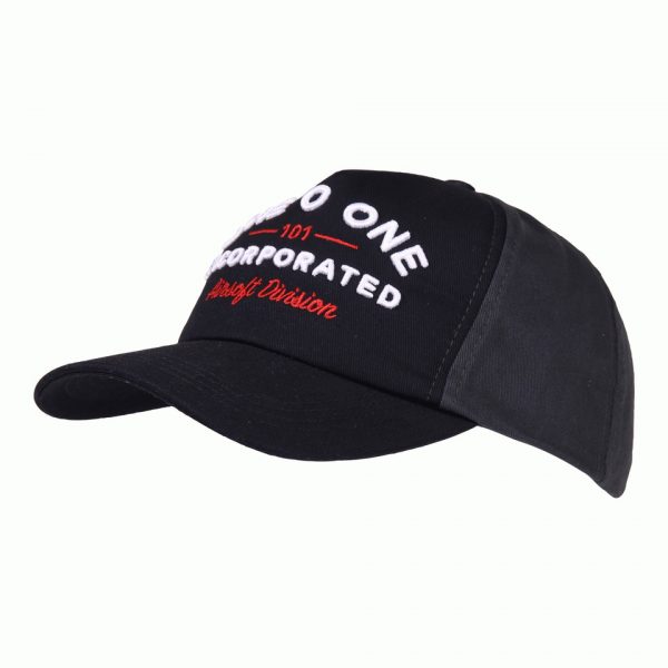 BASEBALL CAP 101 INC 11 Baseball cap van katoen. De cap is verstelbaar en heeft een print op de voor zijde van de cap.
