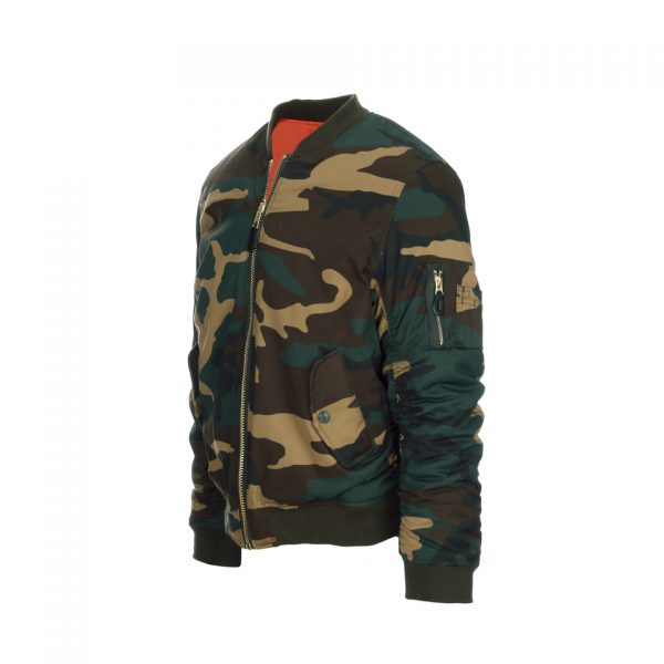 KINDER MA 1 BOMBER JAS WOODLAND1 Kinder bomber jas Woodland van 65% polyester en 35% katoen. <div class="colordesc"><a title="Maattabel" href="https://dump.dev.newagents.nl/wp-content/uploads/2021/10/121400-Kinder-MA-1-bomber-jas-woodland.pdf" target="_blank" rel="noopener noreferrer"><button><span style="color: #ef471f; font-size: medium;"><strong>Maattabel</strong></span></button></a></div> <div></div> <div></div> <div> <table border="0" align="left"> <tbody> <tr> <td><strong>Kindermaten</strong></td> <td><strong>Maat kleding Kinderen</strong></td> <td></td> </tr> <tr> <td>92</td> <td><strong>XXS</strong></td> <td></td> </tr> <tr> <td>104</td> <td><strong>XS</strong></td> <td></td> </tr> <tr> <td>116</td> <td><strong>S</strong></td> <td></td> </tr> <tr> <td>128</td> <td><strong>M</strong></td> <td></td> </tr> <tr> <td>140</td> <td><strong>L</strong></td> <td></td> </tr> <tr> <td>152</td> <td><strong>XL</strong></td> <td></td> </tr> <tr> <td>164</td> <td><strong>XXL</strong></td> <td></td> </tr> <tr> <td>176</td> <td><strong>XXXL</strong></td> </tr> </tbody> </table> </div>