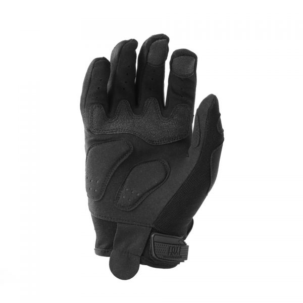 PR. TACTICAL HANDSCHOEN RANGER3 1 De tactische handschoenen Ranger Zwart zijn ontworpen voor diverse tactische activiteiten waar maximale controle en bescherming essentieel zijn. Of je nu bezig bent met beveiligingswerk, outdoor avonturen, survivaltraining of andere tactische taken, deze handschoenen zullen je bijstaan met betrouwbaarheid en comfort. Met knokkelbescherming van kunststof bieden deze handschoenen extra bescherming voor je handen tijdens intensieve situaties. De versterkte wijs- en middelvinger zorgen voor duurzaamheid en bescherming tegen slijtage. De versterkte/gepolsterde handpalm biedt grip en demping voor een betere handeling en comfort. Dankzij de klittenband sluiting kunnen de handschoenen eenvoudig en stevig aan je polsen worden aangepast, waardoor ze stevig op hun plaats blijven zitten. Dit zorgt voor een comfortabele en veilige pasvorm, zelfs tijdens snelle en veeleisende bewegingen. De handschoenen zijn gemaakt van 50% synthetisch leer en 38% 4-way stretch stof. Deze combinatie van materialen biedt duurzaamheid, flexibiliteit en ademend vermogen. Ze voelen comfortabel aan en bieden de juiste balans tussen bescherming en bewegingsvrijheid. Met de tactische handschoenen Ranger ben je klaar voor verschillende tactische situaties waar maximale controle en bescherming vereist zijn. Bestel ze nu bij DeDump.nl en ervaar de prestaties en betrouwbaarheid van deze handschoenen.