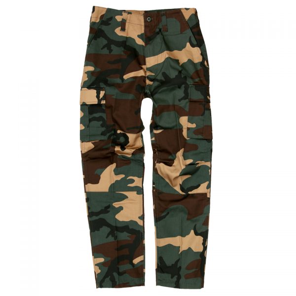 bdu kinder2 <big>Kinder broek BDU Woodland van 65% polyester en 35% katoen.</big> <strong>Maataanduiding:</strong> <ul> <li><big>XS - 104</big></li> <li><big>S - 116</big></li> <li><big>M - 128</big></li> <li><big>L - 140</big></li> <li><big>XL - 152</big></li> <li><big>XXL - 164</big></li> </ul> <div class="colordesc"><a title="Maattabel" href="https://dump.dev.newagents.nl/wp-content/uploads/2021/10/112211-Kinder-broek-BDU.pdf" target="_blank" rel="noopener noreferrer"><button><span style="color: #ef471f; font-size: medium;"><strong>Maattabel</strong></span></button></a></div>