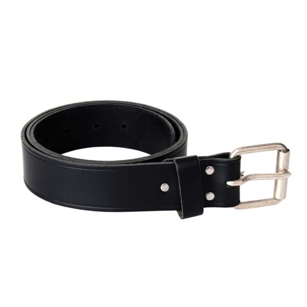 243602 Leren riem met gesp 100% leren riem met gesp. Zwart <div class="colordesc"></div>