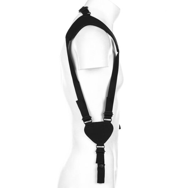 355434 Schouder holster Predator4 Het Schouder Holster Predator, vervaardigd uit robuust 100% nylon, is de ideale keuze voor wie stijlvol en functioneel zijn benodigdheden wil dragen. Een must-have accessoire voor een stoere uitstraling. <div class="colordesc"></div>
