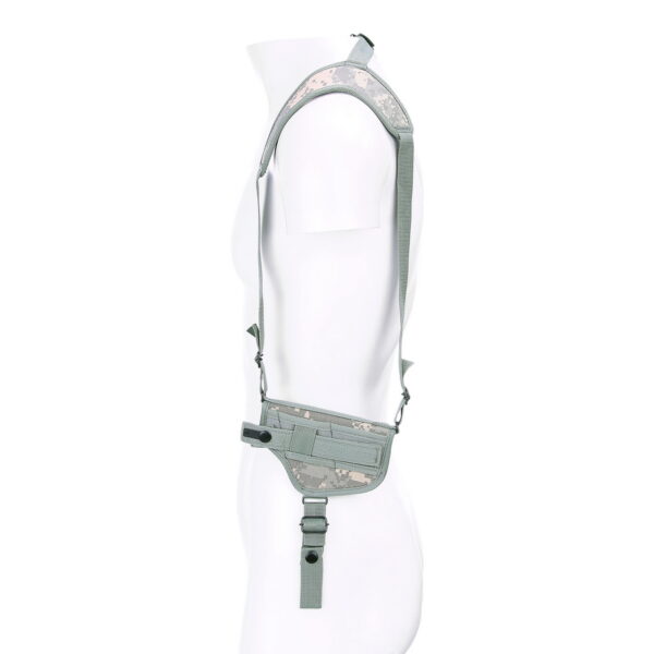 355434 Schouder holster Predator8 Het Schouder Holster Predator, vervaardigd uit robuust 100% nylon, is de ideale keuze voor wie stijlvol en functioneel zijn benodigdheden wil dragen. Een must-have accessoire voor een stoere uitstraling. <div class="colordesc"></div>