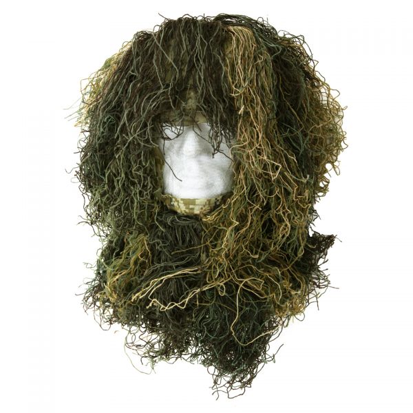 GILLIE SUIT SPECIAL FORCES2 Ghillie Suit Special Forces Woodland bij DeDump.nl is een professioneel camouflage pak dat is ontworpen voor gebruik door special forces. Dit pak is gemaakt van hoogwaardig nylon en katoen om duurzaamheid en betrouwbaarheid te garanderen tijdens tactische operaties en outdoor missies. Het Ghillie Suit biedt uitstekende camouflage-eigenschappen, waardoor je bijna onzichtbaar wordt in je omgeving. Het is voorzien van losse vezels en bladeren die perfect opgaan in verschillende natuurlijke omgevingen, waardoor je effectief kunt opgaan in je omgeving en je aanwezigheid kunt verbergen. Het pak wordt compleet geleverd, inclusief hoofddeksel, waardoor je volledig bedekt bent en je hoofd en lichaam zijn gecamoufleerd. Dit Ghillie Suit is ontworpen voor intensief gebruik en biedt optimale bescherming tegen de elementen en eventuele schade. Het is ideaal voor gebruik door special forces, jacht, outdoor activiteiten en fotografie. Ga voor de ultieme camouflage met het Ghillie Suit Special Forces. Bestel nu bij DeDump.nl en bereid je voor op onopvallende en succesvolle missies in verschillende omgevingen.