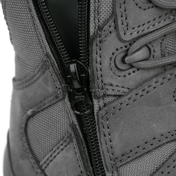 PR. TACTICAL BOOTS RECON7 <big>Tactical boots Wolf Grey gemaakt van 100% leder. Deze boots zijn speciaal gemaakt voor buitensport en Security maar ook geschikt voor casual gebruik. Voorzien van een YKK rits voor gemakkelijk snel in-en uitstappen. De boots hebben een anti-slip en een olie-bestendige zool. Doordat de boots lichtgewicht en flexibel zijn, lopen de schoenen erg comfortabel. </big> <big><strong>Kenmerken:</strong></big> <ul> <li><big>Gemaakt van 100% leder</big></li> <li><big>YKK rits</big></li> <li><big>Anti-slip en olie-bestendige loopzool</big></li> <li><big>Licht van gewicht</big></li> </ul> <div> <div></div> </div>