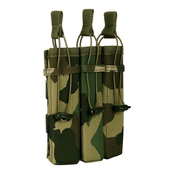 Molle pouch side arm 3 magazijnen B3 Molle pouch van 100% nylon. Pouch is geschikt voor de magazijnen van: <ul> <li>Glock 17, 19</li> <li>Sig Sauer P220, P226, P228</li> <li>Colt 1911</li> <li>Baretta 92F (M9)</li> <li>Smith & Wesson M&P 9 serie</li> <li>Browning Hi-Power</li> <li>Walter PPQ</li> </ul> <strong>Afmeting:</strong> 13 x 16 x 4 cm