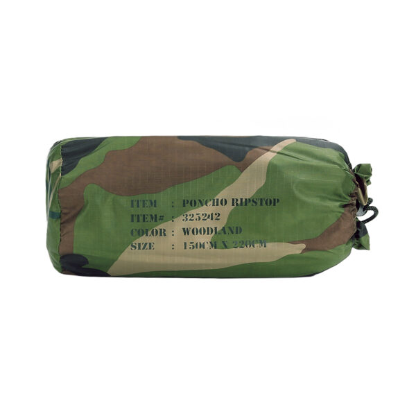 325242 Poncho ripstop6 <h3 data-start="0" data-end="90"><strong data-start="4" data-end="88">Fostex Garments Ripstop Poncho – Waterdichte Bescherming voor Outdoor & Survival</strong></h3> <p data-start="92" data-end="400">De <strong data-start="95" data-end="129">Fostex Garments Ripstop Poncho</strong> is een veelzijdige en duurzame regenponcho, perfect voor outdooractiviteiten, survival, kamperen en airsoft. Gemaakt van <strong data-start="251" data-end="277">100% ripstop-materiaal</strong>, biedt deze poncho <strong data-start="297" data-end="344">uitstekende bescherming tegen regen en wind</strong>, terwijl hij toch <strong data-start="363" data-end="390">lichtgewicht en compact</strong> blijft.</p> <p data-start="402" data-end="590">Dankzij het <strong data-start="414" data-end="440">sterke ripstop-weefsel</strong> is de poncho <strong data-start="454" data-end="473">scheurbestendig</strong> en bestand tegen ruwe omstandigheden, waardoor hij een ideale keuze is voor avonturiers en militaire toepassingen.</p>