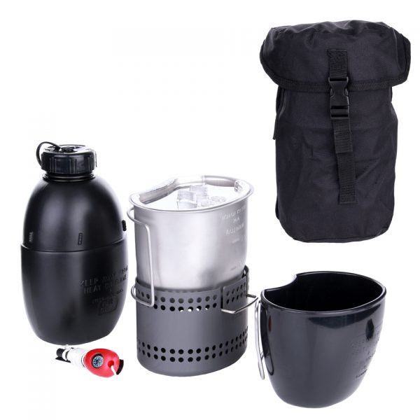 BCB DRAGON COOKING SYSTEM Dit kooksysteem is perfect voor de outdoor-avonturier. <strong>Kenmerken:</strong> <ul> <li>Lichtgewicht</li> <li>Snellere kooktijd</li> <li>Verpakt in een zwarte nylon tas</li> </ul> <strong>Inhoud:</strong> <ul> <li>1 x NATO-kantine en mok (Osprey)</li> <li>1 x BCB Flint & Striker</li> <li>1 x Crusader Cooker II</li> <li>1 x Crusader Cup II</li> </ul>