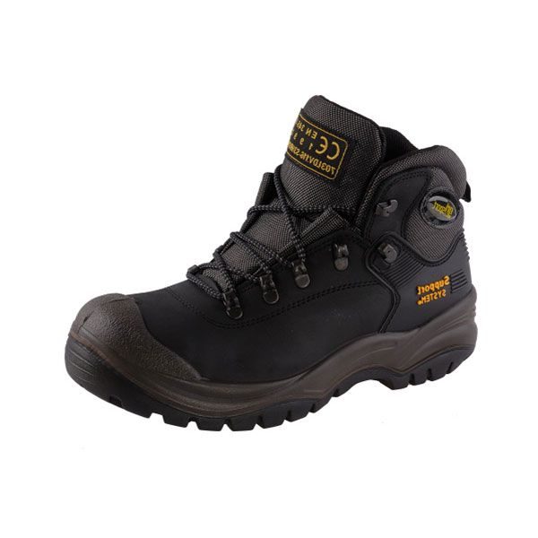 Gri Sport 803L S31 <div>Merk: <span id="bestelnummer">Gri-Sport</span></div> <div>Materiaal: <span id="bestelnummer">Leder / nitrile</span></div> <div id="tekst"> Zeer fraaie, waterafstotende veiligheidsschoen. Uitgevoerd met stalen tussenzool en overneus. <div class="colordesc">Zwart</div> </div>