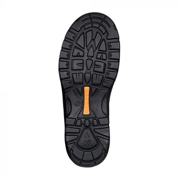Gri Sport 803L S32 <div>Merk: <span id="bestelnummer">Gri-Sport</span></div> <div>Materiaal: <span id="bestelnummer">Leder / nitrile</span></div> <div id="tekst"> Zeer fraaie, waterafstotende veiligheidsschoen. Uitgevoerd met stalen tussenzool en overneus. <div class="colordesc">Zwart</div> </div>