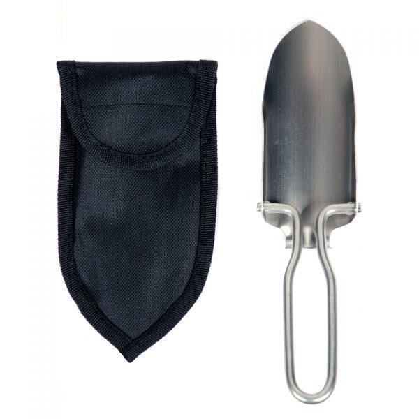 MINI KLAPSCHOP HOES Mini klapschop zilver/chrome gemaakt van 100% metaal. Inclusief hoes. <strong>Afmetingen:</strong> <ul> <li>Totale lengte: 23 cm</li> <li>Lengte schopblad: 13 cm</li> <li>Breedte schopblad: 5.5 cm</li> </ul>