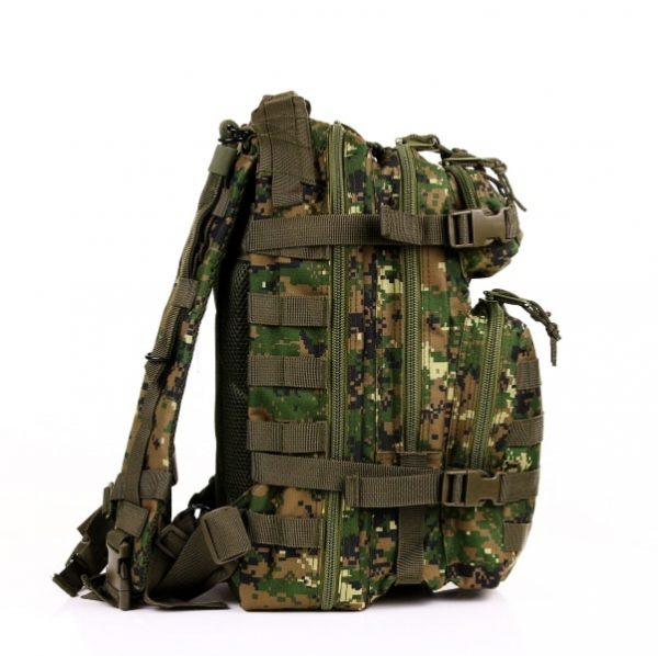 RUGZAK ASSAULT SMALL INHOUD 25 LITER6 De Rugzak Assault Small biedt 25 liter inhoud en diverse ritsvakken voor optimale organisatie. Gemaakt van duurzaam 100% polyester, is deze rugzak comfortabel en ideaal voor op vakantie of een dagje weg.