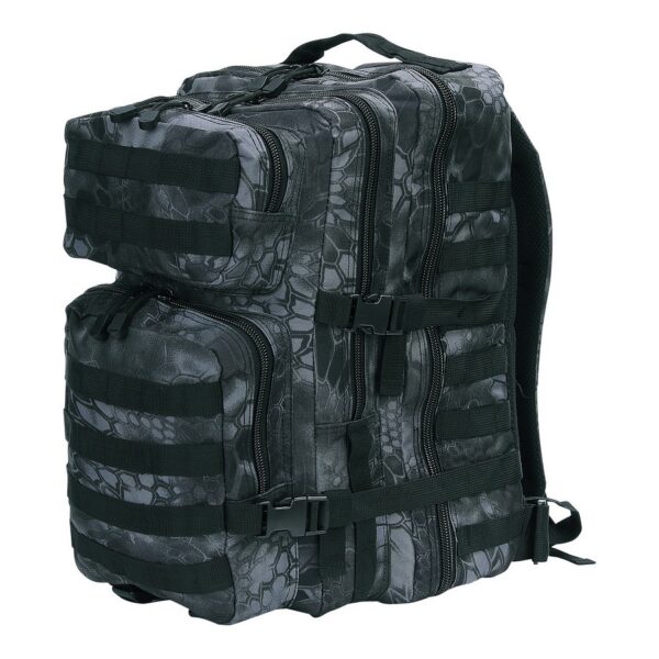 Rugzak Mountain3 1 De <strong>101 INC Rugzak Mountain</strong> is een robuuste rugzak ontworpen voor veelzijdig gebruik, gemaakt van 100% polyester. Deze rugzak is ideaal voor outdooractiviteiten, dagelijks gebruik of tactische doeleinden. Het beschikt over 4 afzonderlijke compartimenten, elk afsluitbaar met een rits, waardoor je spullen georganiseerd en veilig opgeborgen blijven. Dankzij de MOLLE-webbing aan de voor- en zijkanten kun je eenvoudig extra accessoires bevestigen. <strong>Kenmerken:</strong> <ul> <li><strong>Totale inhoud:</strong> 45 liter</li> <li><strong>Materialen:</strong> 100% polyester, duurzaam en slijtvast</li> <li><strong>Compartimenten:</strong> <ul> <li>Voorvak klein: 14 x 21 x 8 cm</li> <li>Voorvak groot: 25 x 21 x 12 cm</li> <li>Middenvak: 43 x 26 x 10 cm</li> <li>Hoofdvak: 46 x 28 x 21 cm</li> </ul> </li> <li><strong>MOLLE-systeem:</strong> Aan de voorzijde en zijkanten voor modulaire uitbreiding</li> </ul>