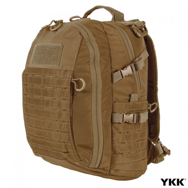 HEXAGON RUGZAK GB0304 <ul> <li><strong>Afmeting hoofdvak:</strong> 27 x 13 x 42 cm</li> <li><strong>Afmeting voorvak:</strong> 21 x 5 x 37 cm</li> <li><strong>Gewicht:</strong> 1160 gram</li> <li><strong>Materiaal:</strong> Ripstop nylon</li> <li><strong>Merk:</strong> 101 INC</li> </ul> <strong>Waarom kiezen voor de 101 INC Hexagon Rugzak?</strong> De <strong>Hexagon Rugzak</strong> van <strong>101 INC</strong> combineert duurzaamheid, functionaliteit en stijl in één. Het innovatieve Hexagon-patroon, de uitbreidbaarheid dankzij MOLLE-lussen en de praktische opbergmogelijkheden maken deze rugzak een uitstekende keuze voor hikers, outdoorliefhebbers en dagelijks gebruik. Of je nu op avontuur gaat of een betrouwbare tas zoekt voor je dagelijkse spullen, de <strong>101 INC Hexagon Rugzak</strong> biedt alles wat je nodig hebt!