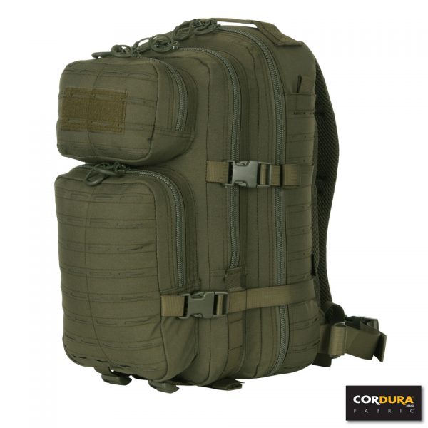 LASERCUT 1 DAY ASSAULT RUGZAK CORDURA LQ16173 De Lasercut 1-day assault rugzak Cordura LQ16173 is een compacte en stevige rugzak, ideaal voor een dagje weg, school, of outdooractiviteiten zoals airsoft. Gemaakt van hoogwaardig Cordura Fabric, biedt deze rugzak duurzaamheid en slijtvastheid. De lasercut Molle-uitsparingen maken het eenvoudig om extra accessoires en pouches te bevestigen.