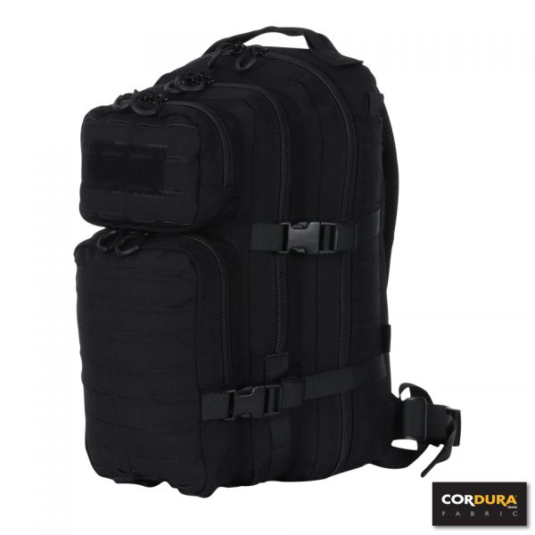 LASERCUT 1 DAY ASSAULT RUGZAK CORDURA LQ161731 De Lasercut 1-day assault rugzak Cordura LQ16173 is een compacte en stevige rugzak, ideaal voor een dagje weg, school, of outdooractiviteiten zoals airsoft. Gemaakt van hoogwaardig Cordura Fabric, biedt deze rugzak duurzaamheid en slijtvastheid. De lasercut Molle-uitsparingen maken het eenvoudig om extra accessoires en pouches te bevestigen.
