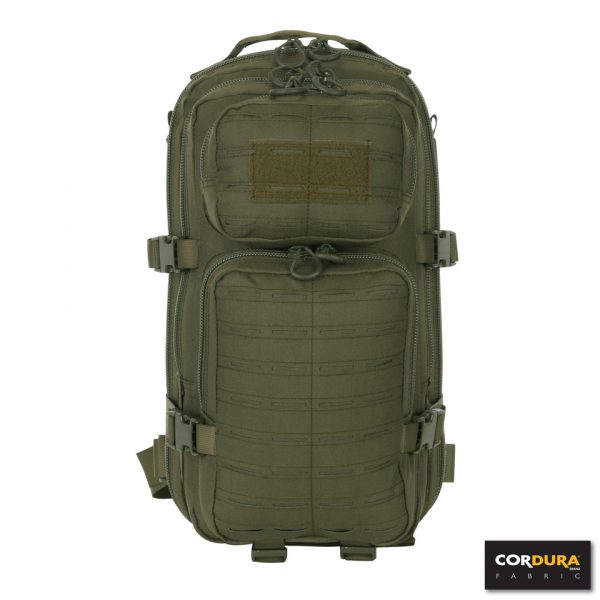 LASERCUT 1 DAY ASSAULT RUGZAK CORDURA LQ161736 De Lasercut 1-day assault rugzak Cordura LQ16173 is een compacte en stevige rugzak, ideaal voor een dagje weg, school, of outdooractiviteiten zoals airsoft. Gemaakt van hoogwaardig Cordura Fabric, biedt deze rugzak duurzaamheid en slijtvastheid. De lasercut Molle-uitsparingen maken het eenvoudig om extra accessoires en pouches te bevestigen.