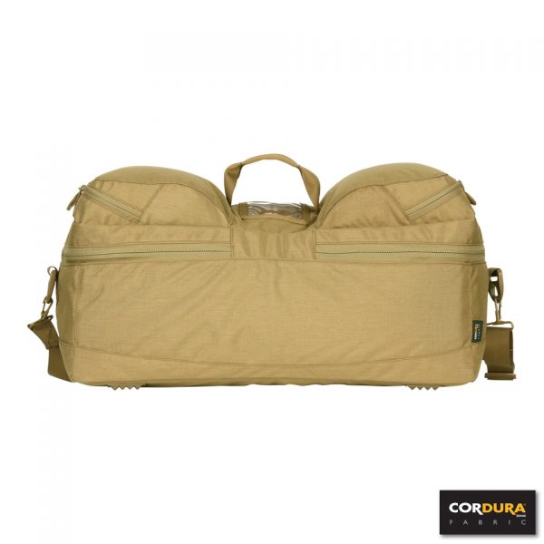 RANGE BAG CORDURA LQ161672 Range Bag gemaakt van Cordura Fabric. Multifunctionele draagtas met hengsel en verstelbare draagband. Deze range bags worden veel gebruikt in de buitensport, maar ook voor andere doeleinden. De binnenzijde van de tas is op te delen in diverse vakken door de handige velcro panelen. <strong>Kenmerken:</strong> <ul> <li>Gemaakt van 100% Cordura Fabric</li> <li>Duurzaam materiaal</li> <li>Lichtgewicht</li> <li>Binnenzijde op te delen in diverse vakken door velcro panelen.</li> <li>Velcro paneel aan de zijkant van de tas (voor bijv. patches)</li> <li>2 losse opbergvakken aan bovenzijde tas</li> <li>Naam/Adres vak aan de bovenzijde van de tas</li> </ul> <strong>​Afmetingen:</strong> Opbergvak bovenzijde (2 stuks): 20 x 21 x 7 cm (3 liter) Hoofdvak: 55 x 27 x 25 cm (38 liter) <div> <div class="colorimg">groen</div> </div>
