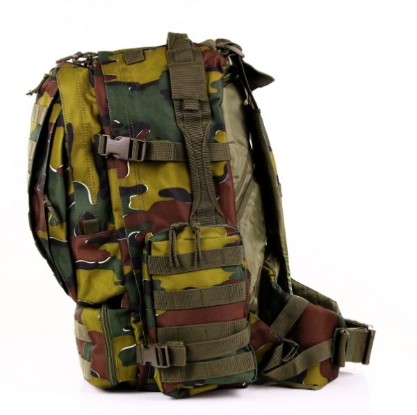 RUGZAK ASSAULT 3 DAYS BELG. CAMO1 Rugzak assault 3-days Belg. camo <strong>Afmeting:</strong> 30 x 20 x 50 cm <div class="colordesc">belgisch camo</div>