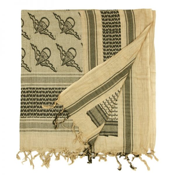 217194 6003 PLO sjaal Parawing PLO sjaal met print Zwart/Coyote Gemaakt van 100% katoen. <strong>Afmeting: </strong>110 x 100 cm <div class="colordesc"></div>