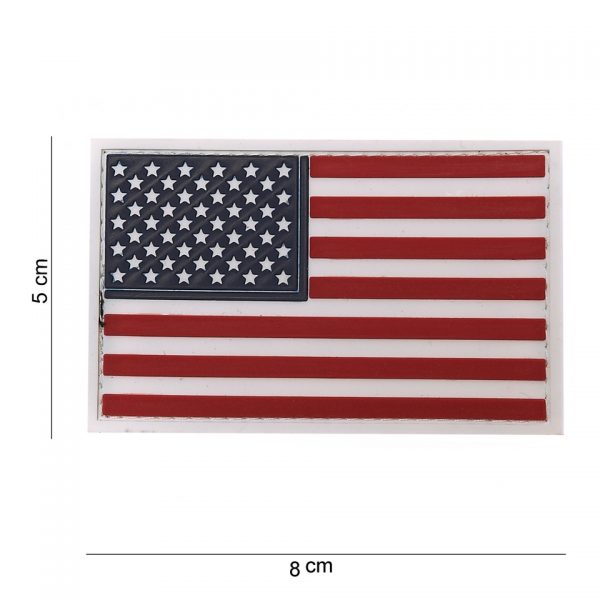 EMBLEEM 3D PVC USA 11182 Voeg een vleugje Amerikaanse trots toe aan je look met het Embleem 3D PVC USA #11182. Dit PVC-embleem, met klittenband aan de achterzijde, biedt een eenvoudige manier om je stijl te personaliseren. Bestel nu en toon je liefde voor de Verenigde Staten! &nbsp;