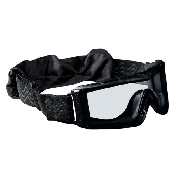 Bolle X810 tactical bril clear platinum X810NPSi 2 Geschikt voor vele soorten helmen dankzij zijn aangepaste vorm en zijn snelsluiting. De ruimzichtbril X810 is aan te raden in extreme situaties. Hij is compact, onopvallend en panoramisch en biedt verbeterde bescherming. In de geventileerde uitvoering biedt de X810 een uitstekende anti condens werking. <strong>Ballistic Resistance STANAG 4296</strong> <strong>Heldere lens: </strong>V50 250 m/s (900 km/h) <strong>Smoke lens:</strong> V50 258 m/s (929 km/h) <strong>ESP lens:</strong> V50 254 m/s (914 km/h) <strong>CSP lens:</strong> V50 258 m/s (929 km/h) <strong>Eigenschappen:</strong> * Goed verstelbaar * Wordt standaard geleverd met een 1x Clear lens * Optionele Vervanglenzen: helder, smoke, esp en csp * Snelsluiting * gesloten versie of geventileerd * Neusstuk voor aanpasing aan een rx adaptor * X810 montuur verkrijgbaar in zandkleur of zwart <div class="colordesc">zwart</div>