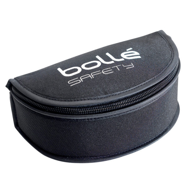 Bolle brillen etui ETUICR 33 Halfhard polyester etui met gleuf voor de riem. Afmeting: 17 x 6,5 x 8,5 cm. <div class="colordesc">zwart</div>