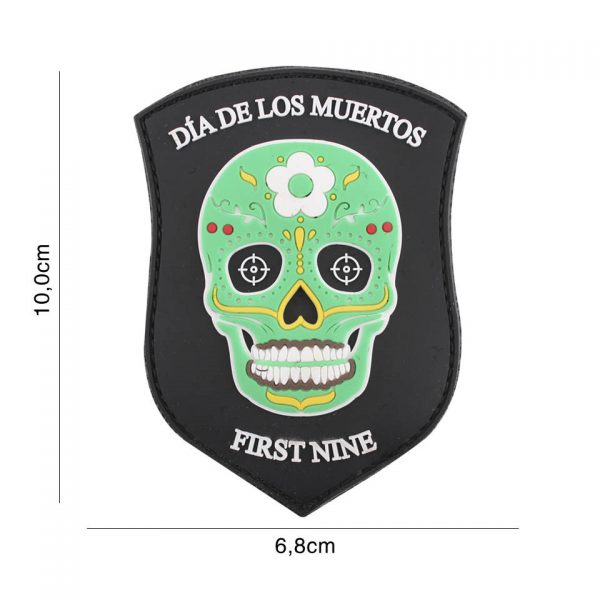 EMBLEEM 3D PVC FIRST NINE SCHILD GROEN 6124 Embleem PVC met klitteband aan de achterzijde.