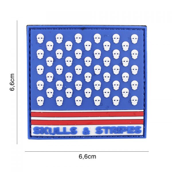 EMBLEEM 3D PVC SKULLS STRIPES VIERKANT 6143 Embleem PVC met klittenband aan de achterzijde.