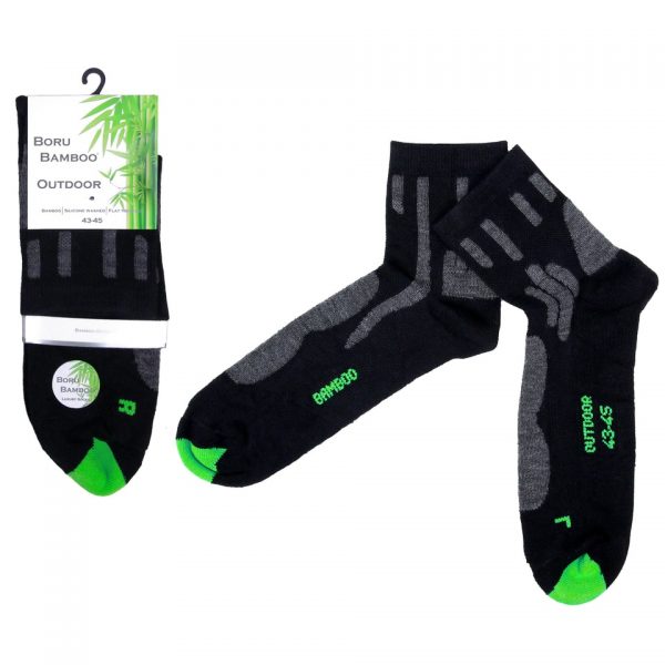 PR. OUTDOOR BORU BAMBOO SOKKEN Boru® Outdoor Bamboo sokken: Hypoallergeen, Antibacterieel en Ademend Bent u op zoek naar sokken die zacht en soepel zijn en extra draagcomfort bieden? Probeer dan de Bamboo sokken Zwart van Boru® Outdoor. Deze sokken zijn hypoallergeen, antibacterieel, ademend en absorberend, waardoor uw voeten gezond blijven. De sokken beschikken over thermo control, wat betekent dat uw voeten extra worden beschermd in zowel de zomer tegen de hitte als in de winter tegen koude temperaturen. De Boru® Outdoor Bamboo sokken hebben een perfecte pasvorm en zijn voorzien van een badstofvoet voor extra demping. De sokken hebben een gladde teennaad en een versterkte hiel en teen. Het materiaal van de sokken bestaat uit 65% Bamboo, 15% acrylic, 17% polyamide and 3% elasthan. Kies voor Boru® Outdoor Bamboo sokken en ervaar het verschil in comfort en kwaliteit.