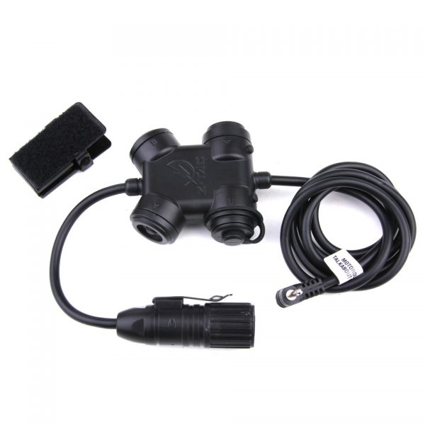 Z130 ZSILYNX MOTOROLA 1 WAY Push-to-Talk knop met klip aan de achterkant voor het bevestigen aan een vest of strap. <div class="colordesc">zwart</div>