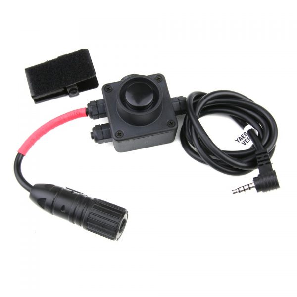 Z134 YAESU Push-to-Talk knop met klip aan de achterkant voor het bevestigen aan een vest of strap. <div class="colordesc">zwart</div>