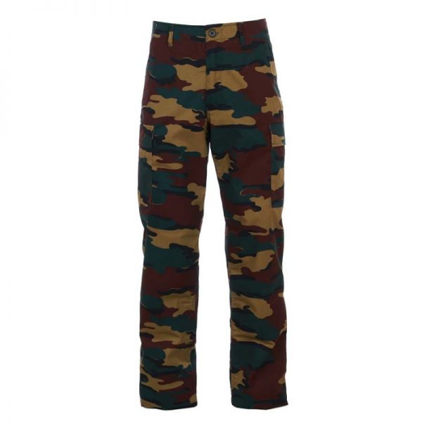 111211 BDU broek Belgisch camo <div> <div></div> <div>Ga voor duurzaamheid en comfort met de Fostex Garments® BDU Broek. Lichtgewicht en ideaal voor outdooractiviteiten, werk en security. Met een ruime pasvorm en gemaakt van 65% polyester en 35% katoen, is deze broek een klassieke keuze voor professionals en avonturiers.</div> </div> <div><a title="Maattabel" href="https://dump.dev.newagents.nl/wp-content/uploads/2021/08/Maattabel-BDU-Broek-deDump.nl_.pdf" target="_blank" rel="noopener noreferrer"> <button><span style="color: #ef471f; font-size: medium;"><strong>Maattabel</strong></span></button></a></div> <div><b>Bij twijfel bestel een maatje kleiner, de broeken vallen groot en breed om de taille uit! Daarnaast </b><strong>adviseren wij de volgende koppelriem mee te bestellen(link):<em> </em><a href="https://dump.dev.newagents.nl/product/tropenkoppel-breed-2/">» Fostex Tropenkoppel Breed «</a></strong></div>