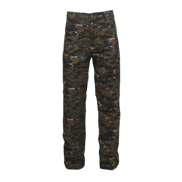 111211 BDU broek digital camo <div> <div></div> <div>Ga voor duurzaamheid en comfort met de Fostex Garments® BDU Broek. Lichtgewicht en ideaal voor outdooractiviteiten, werk en security. Met een ruime pasvorm en gemaakt van 65% polyester en 35% katoen, is deze broek een klassieke keuze voor professionals en avonturiers.</div> </div> <div><a title="Maattabel" href="https://dump.dev.newagents.nl/wp-content/uploads/2021/08/Maattabel-BDU-Broek-deDump.nl_.pdf" target="_blank" rel="noopener noreferrer"> <button><span style="color: #ef471f; font-size: medium;"><strong>Maattabel</strong></span></button></a></div> <div><b>Bij twijfel bestel een maatje kleiner, de broeken vallen groot en breed om de taille uit! Daarnaast </b><strong>adviseren wij de volgende koppelriem mee te bestellen(link):<em> </em><a href="https://dump.dev.newagents.nl/product/tropenkoppel-breed-2/">» Fostex Tropenkoppel Breed «</a></strong></div>
