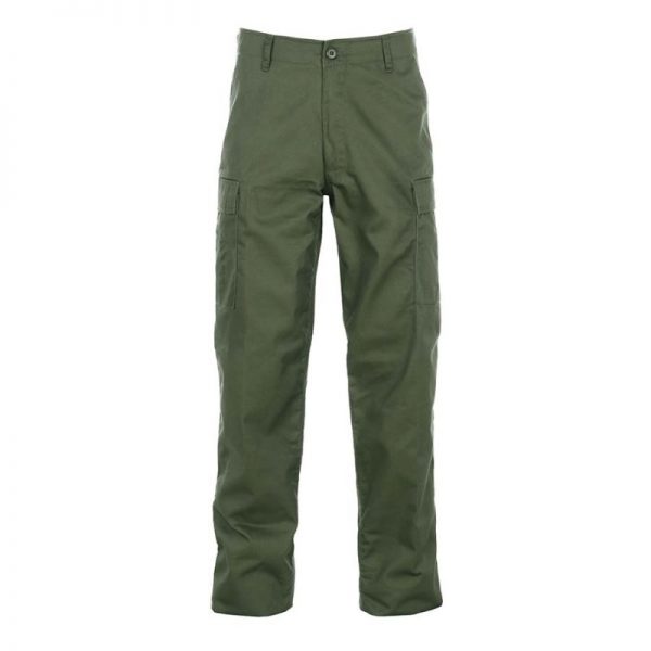 111211 BDU broek groen <div> <div></div> <div>Ga voor duurzaamheid en comfort met de Fostex Garments® BDU Broek. Lichtgewicht en ideaal voor outdooractiviteiten, werk en security. Met een ruime pasvorm en gemaakt van 65% polyester en 35% katoen, is deze broek een klassieke keuze voor professionals en avonturiers.</div> </div> <div><a title="Maattabel" href="https://dump.dev.newagents.nl/wp-content/uploads/2021/08/Maattabel-BDU-Broek-deDump.nl_.pdf" target="_blank" rel="noopener noreferrer"> <button><span style="color: #ef471f; font-size: medium;"><strong>Maattabel</strong></span></button></a></div> <div><b>Bij twijfel bestel een maatje kleiner, de broeken vallen groot en breed om de taille uit! Daarnaast </b><strong>adviseren wij de volgende koppelriem mee te bestellen(link):<em> </em><a href="https://dump.dev.newagents.nl/product/tropenkoppel-breed-2/">» Fostex Tropenkoppel Breed «</a></strong></div>