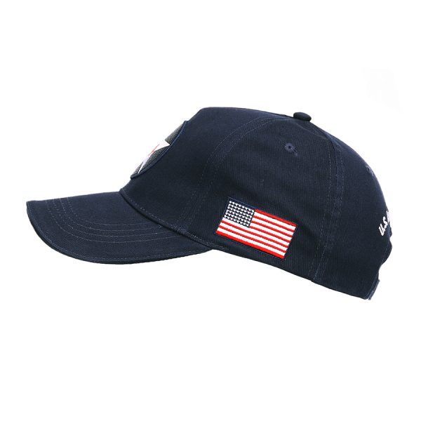 111215111 Baseball cap US Army Air Corps2 <strong>Fostex Garments</strong><strong>®</strong><strong> US Army Air Corps</strong> <hr /> Baseball cap met US Army Air Corps logo geborduurd. De baseball cap heeft 3D geborduurde logo’s en is verstelbaar aan de achterzijde. De pasvorm van de baseball cap is perfect welke zorgt voor optimaal comfort. <strong>Materiaal:</strong> 100% katoen <strong>Maat:</strong> One size fits all <strong>EAN Code: </strong>8719298247548 <strong>US Army Air Corps Logo</strong> De United States Army Air Corps (USAAC) was de luchtoorlog service van de Verenigde Staten tussen 1926 en 1941. Dit logo was te vinden op alle militaire vliegtuigen van de Amerikaanse Luchtmacht.