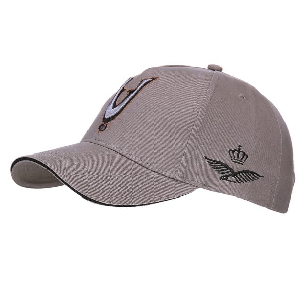 1111215100 Baseball veterans cap KLu <big><strong>Fostex Garments® Veteranen Cap Koninklijke Luchtmacht (KLU)</strong></big> <hr /> <big>Een mooie cap voor de Nederlandse veteraan of gewoon als verzamelaar. Verzamel deze unieke serie veteranen caps van onze vier onderdelen binnen de Nederlandse strijdkrachten.</big> Cap is volledig verstelbaar via een clip-sluiting aan de achterzijde. <strong>Kleur: </strong>Grijs <strong>Materiaal: </strong>100% katoen grijs