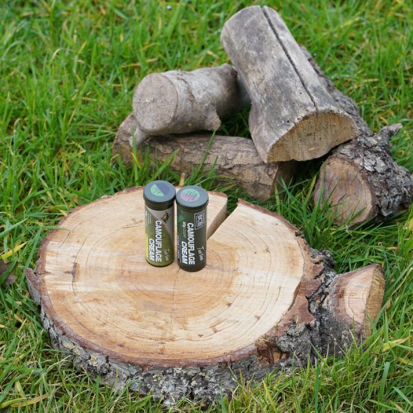 463110 BCB camo stick 60 gr. CL14804 Camouflage stick met 2 kleuren van BCB - Bruin/Groen. Compact formaat. <strong>Inhoud: </strong>60gr.