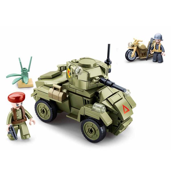 413288 Sluban Small English Armored Vehicle M38 B0710 16153 Sluban is hét merk met leger gerelateerde bouwsets. Sluban is een van de weinige aanbieders van bouwstenen die legerartikelen in haar assortiment heeft. Het voordeel van Sluban is dat het ook compatibel is met andere grote bouwsteenmerken, je hoeft je dus geen zorgen te maken dat sluban niet past op je andere bouwsteenmerken.