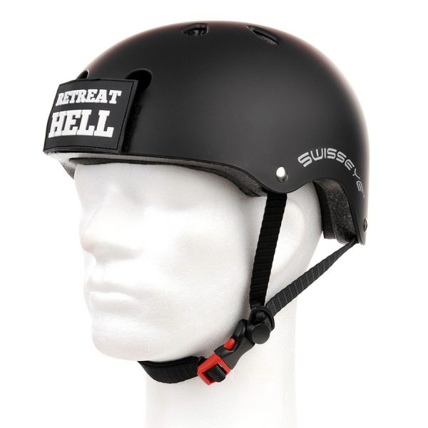 212180 SwissEye Helmet 50101 501022 <ul> <li>​ classic Swiss Eye-Training helmet in black stencil zwart</li> <li> velcro on the front and back side</li> <li> strap guide for sliding the straps into position</li> <li> 486 g light</li> <li> material: ABS/EPS</li> <li>​ This helmet has been certified under EN 1078 and fulfiles the safety requirements of EU Directive 89/686/EEC</li> </ul>
