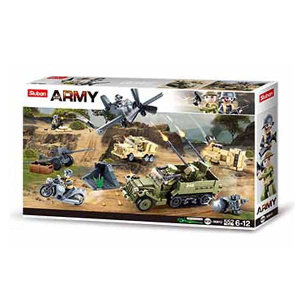 413293 Sluban The battle M38 B08122 <big>Deze set heet Sluban de veldslag en heeft als thema WWII. De set bestaat uit voertuigen, vliegtuigen en accessoires die elkaars tegenpolen waren in de Tweede Wereld Oorlog. Zo vind je bijvoorbeeld de US Army Halftrack in de bouwkit.</big> <big>Sluban is hét merk met leger gerelateerde bouwsets. Sluban is een van de weinige aanbieders van bouwstenen die legerartikelen in haar assortiment heeft. Het voordeel van Sluban is dat het ook compatibel is met andere grote bouwsteenmerken, je hoeft je dus geen zorgen te maken dat sluban niet past op je andere bouwsteenmerken.</big> <big><strong>Inhoud set:</strong> Aantal minifuguren: 5 Aantal blokjes: 551 Doosafmeting (BxHxD): 47.5 x 28.5 x 6.7 cm Moeilijkheidsgraad: Gemiddeld (vanaf 6 jaar)</big>