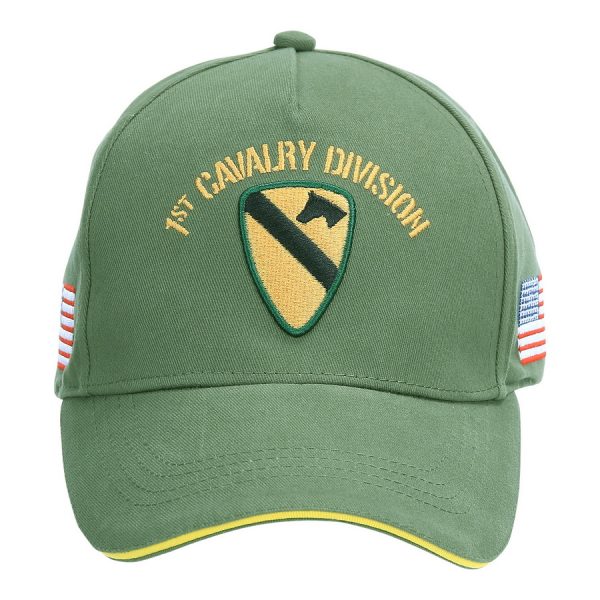 215094 Baseball cap US Cavalry WWII 3D2 <big><strong>Fostex Garments® US Cavalry WWII Baseball Cap   </strong></big> <hr /> <big>Baseball cap van de US Cavalry WWII series. De baseball cap heeft 3D geborduurde tekst en is verstelbaar aan de achterzijde. De pasvorm van de baseball cap is perfect welke zorgt voor optimaal comfort.</big> <strong>Materiaal:</strong> 100% katoen <strong>Maat: </strong>One size fits all Groen