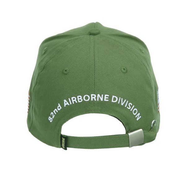 215095 Baseball cap 82nd Airborne WWII 3D4 <big><strong>Fostex Garments® 82nd Airborne WWII Baseball Cap   </strong></big> <hr /> <big>Baseball cap van de 82nd Airborne WWII serie. De baseball cap heeft 3D geborduurde tekst en is verstelbaar aan de achterzijde. De pasvorm van de baseball cap is perfect welke zorgt voor optimaal comfort.</big> <strong>Materiaal:</strong> 100% katoen <strong>Maat: </strong>One size fits all &nbsp; Zwart