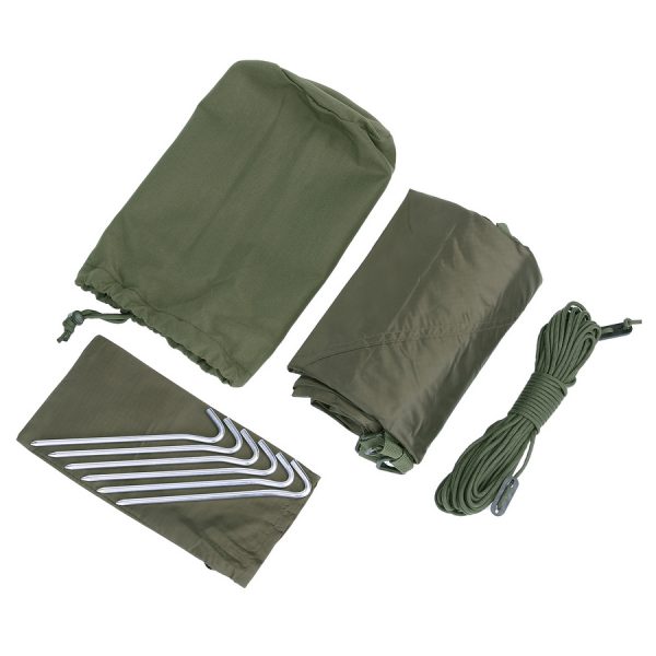 319562 TF 2215 Tarp3 1 <strong><big>TF-2215 Tarp </big></strong> <hr /> <big>Deze lichtgewicht tarp Olive Drab is ontworpen voor actieve outdoor mensen die graag de wildernis in trekken. Met de TF-2215 tarp kun je in no time een tijdelijk onderkomen maken. Het zeil is ideaal voor diverse buitensport activiteiten zoals trekking, vissen/jacht of als nood onderkomen.</big> <big>De tarp is gemaakt van 210T polyester rip-stop met PP webbing voor het buitenkant. Polyester oxford met PP-band voor buitenzak.</big> <strong>Afmeting zeil:</strong> 3 x 3 meter (10x10 feet) <strong>Tarp is verpakt in een pouch met Molle systeem en heeft de volgende inhoud:</strong> <ul> <li><big>1x Tarp / zeil 3 x 3 m</big></li> <li><big>6x aluminium haring</big></li> <li><big>1x touw 12m (zelf op maat te knippen)</big></li> </ul> <big><strong>Kenmerken:</strong></big> <ul> <li><big>Drukknopen zodat het gemakkelijker bij elkaar blijft en op te vouwen is.</big></li> <li><big>Inclusief Molle foudraal om het gemakkelijk op te bergen</big></li> <li><big>Te bevestigen aan elke Molle compatible rugzak</big></li> <li><big>Verstevigde hoeken met O-ringen en lussen met D-ringen</big></li> </ul> 210T polyester rip-stop met PP webbing &nbsp;
