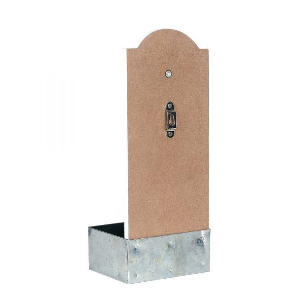 416100 Flesopener muur Two Wheels 51 Flesopener om aan de wand te hangen. De flesopener is voorzien van een metalen opener en een metalen opvangbakje voor de doppen. Het houten paneel is voorzien van een leuke bedrukte print/tekst en aan de achterzijde zit een metaal ophangsysteem zodat de flesopener direct opgehangen kan worden. Leuk voor in huis, in de schuur of bijvoorbeeld veranda. <strong>Afmeting flesopener:</strong> 30 x 12 cm <strong>Afmeting opvangbak:</strong> 12 x 9 x 5,5 cm.