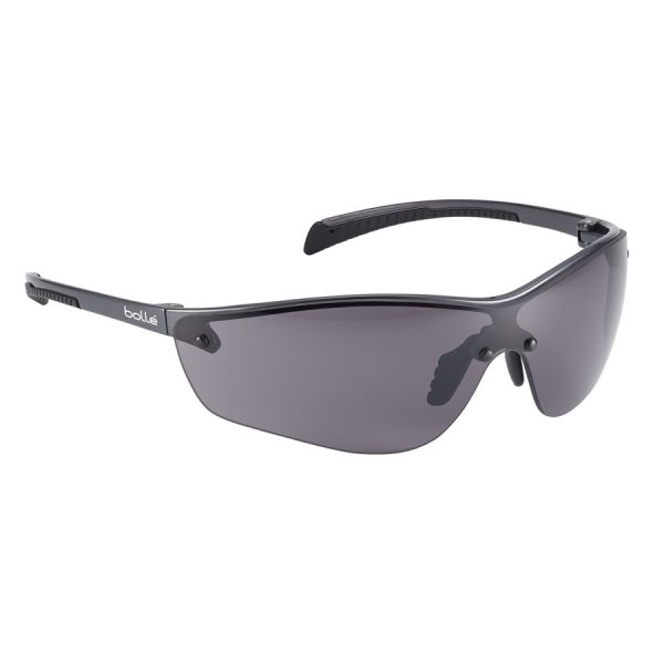 256528 Bolle silium plus bril PSF platinum zwart 13 Geïnspireerd op de SILIUM, SILIUM + is een comfortabel en uiterst licht model in polycarbonaat. SILIUM + is een uitstekende keuze voor diegene die design, ergonomie en langdurig draagcomfort belangrijk vinden. <strong>Eigenschappen:</strong> * Uiterst licht montuur * Verstelbare neusbrug * Non slip neusbrug * Ergonomische en uiterst soepele rechte poten * Platinum® coating * Panoramisch gezichtsveld