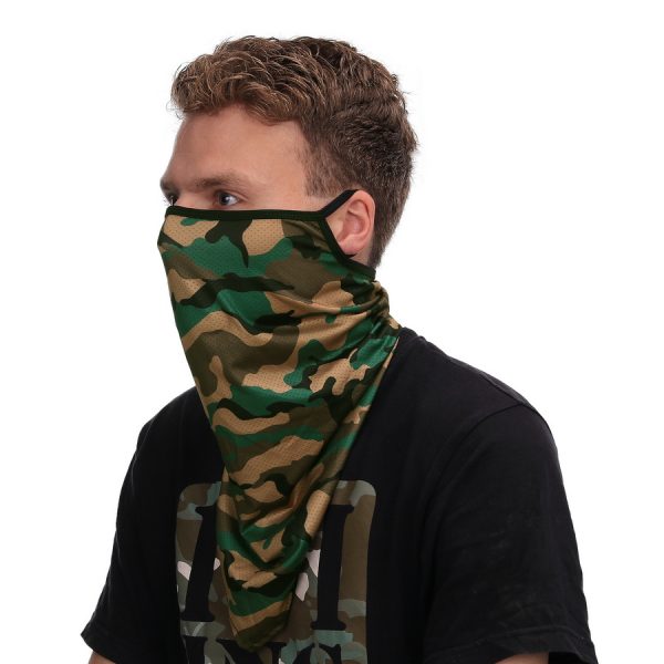 219366 Gezichtsmasker met oorlus woodland style 71 Gezichtsmasker met oorlus gemaakt van 100% polyester. Multifunctionele 2-in-1 gezichtsmasker met sjaal en oor bevestiging voor zowel mannen en vrouwen. Het masker is naadloos en flexibel waardoor deze comfortabel zit. Winddicht, zweet absoberend, warm en ademend.