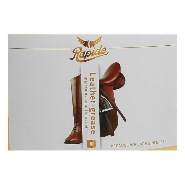 Ledervet Blank 5liter 3 <strong>Rapide Ledercrème / Ledervet bruin 5 liter </strong>is een product om leder regelmatig te onderhouden. Trekt goed in de poriën van het leder en houd het leder soepel. Conserveert het leder en is te gebruiken op meubelen, tassen, jassen, zadels, hoofdstellen, etc. Altijd op een onopvallende plaats uitproberen, vooral op een nieuw stuk leer. Bevat minerale oliën gemengd met hoogwaardige wassen. <div class="crayon-toolbar" data-settings=" mouseover overlay hide delay"> <div class="crayon-tools"> <div class="crayon-button crayon-nums-button crayon-pressed" title="Regelnummers aan/uit"> <div></div> <div class="crayon-button-icon">Ledervet Rapide  - Inhoud: 5000 ml. - Bruin Onderhoud en verzorgt</div> </div> </div> </div>