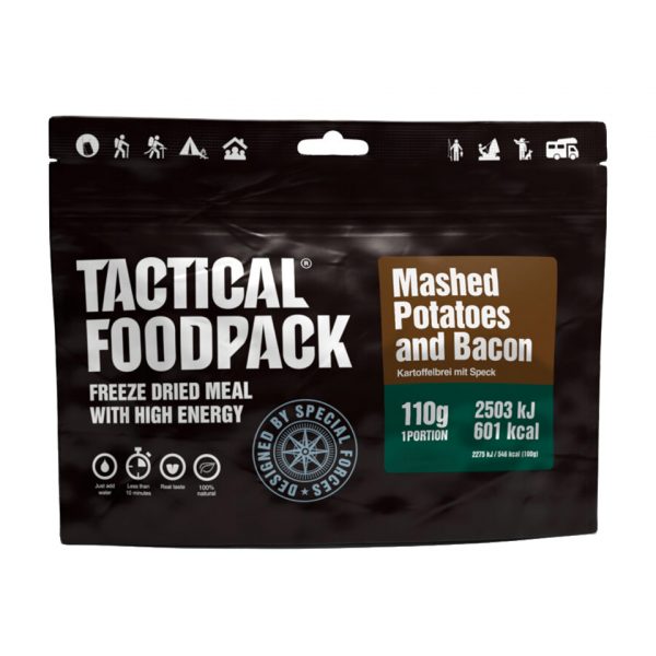 316102 Tactical Foodpack Mashed Potatoes and Bacon 110g <big>Huisgemaakte aardappelpuree van echte aardappelen en melk met knapperig spek. Het gerecht heeft een zeer hoge calorische waarde en heeft in zeer korte tijd een grote populariteit verworven. 100% natuurlijk, zonder conserveringsmiddelen en toevoegingen.</big> <big>Energiegehalte per portie is 601 kcal.</big> <big><strong>Hoe klaar te maken:</strong></big> <big>Open de verpakking - verwijder het vochtzakje - voeg 400ml warm/heet water toe - even goed roeren - sluit de verpakking weer en wacht 9 minuten </big> <big><strong>Ingrediënten:</strong> Aardappelen (66%), gerookte bacon (20%), melk, uien, wortels, zout.</big> <big><strong>Let op! Kan sporen van selderij en mosterd bevatten.</strong></big>